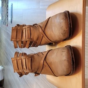 Freebird stair ankle boots women's size 9.